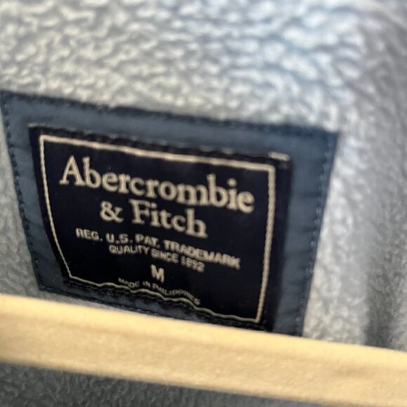 Abercrombie & Fitch Asymmetrical Snap-Up Fleece Light Blue Snap Pullover Sz M - Picture 2 of 3
